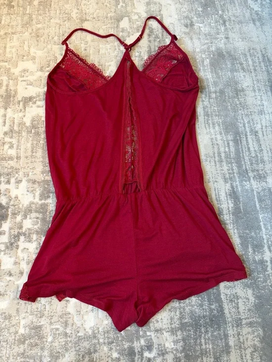 Victoria's Secret Burgandy Lace-Trim Romper Pajama sz:XS - Picture 3 of 8